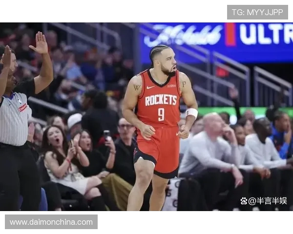 火箭队与尼克斯队比赛的精彩瞬间全记录